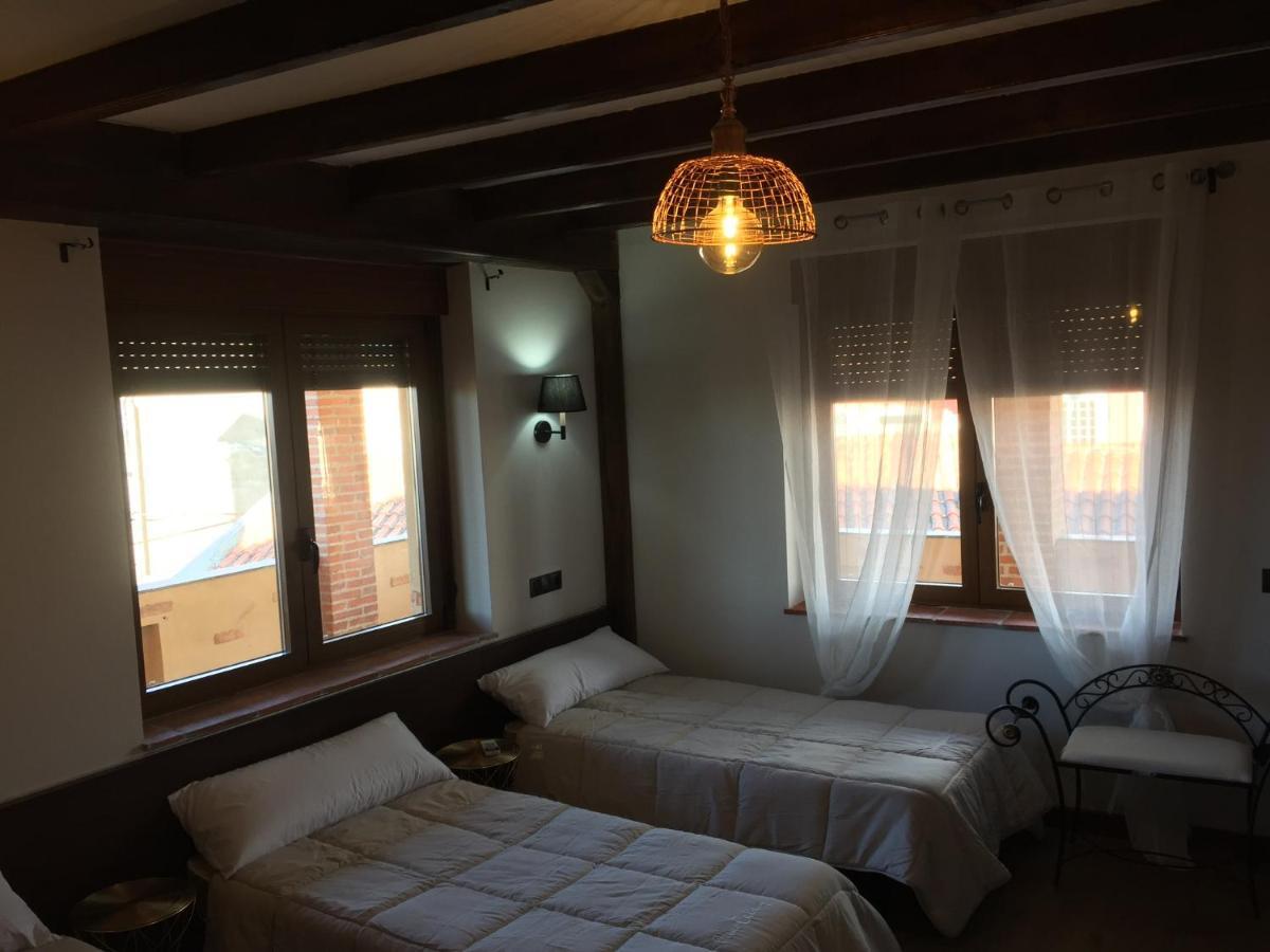 Villas De Miranda Miranda de Azán Eksteriør bilde